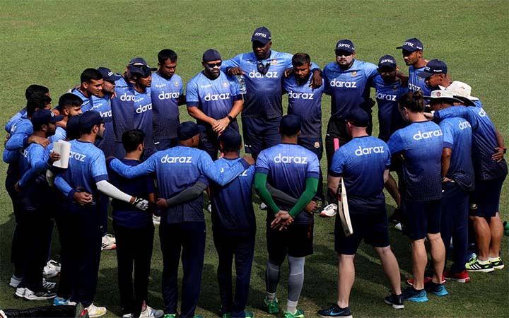 পাকিস্তানের বিপক্ষে ব্যাটিংয়ে বাংলাদেশ